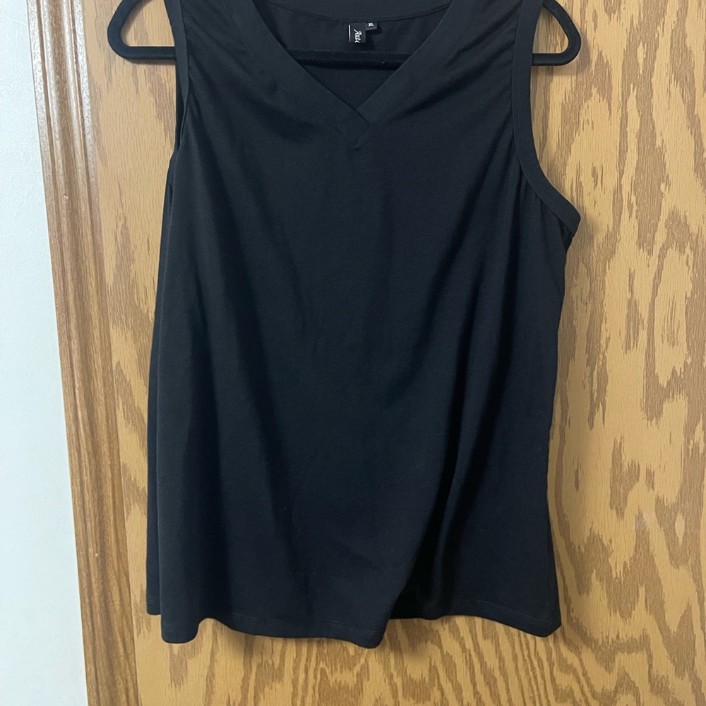 Simple Black Tank Top